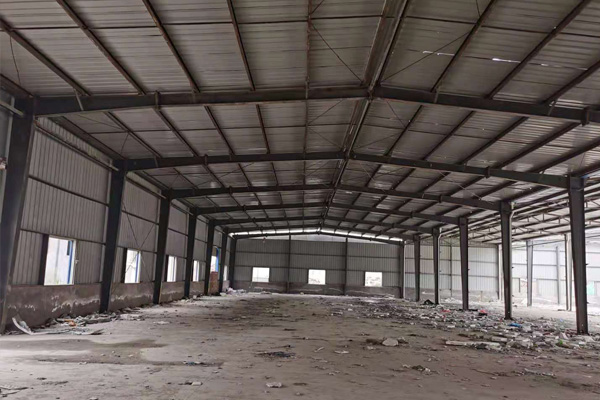 鋼結(jié)構(gòu)預制養(yǎng)殖牛棚